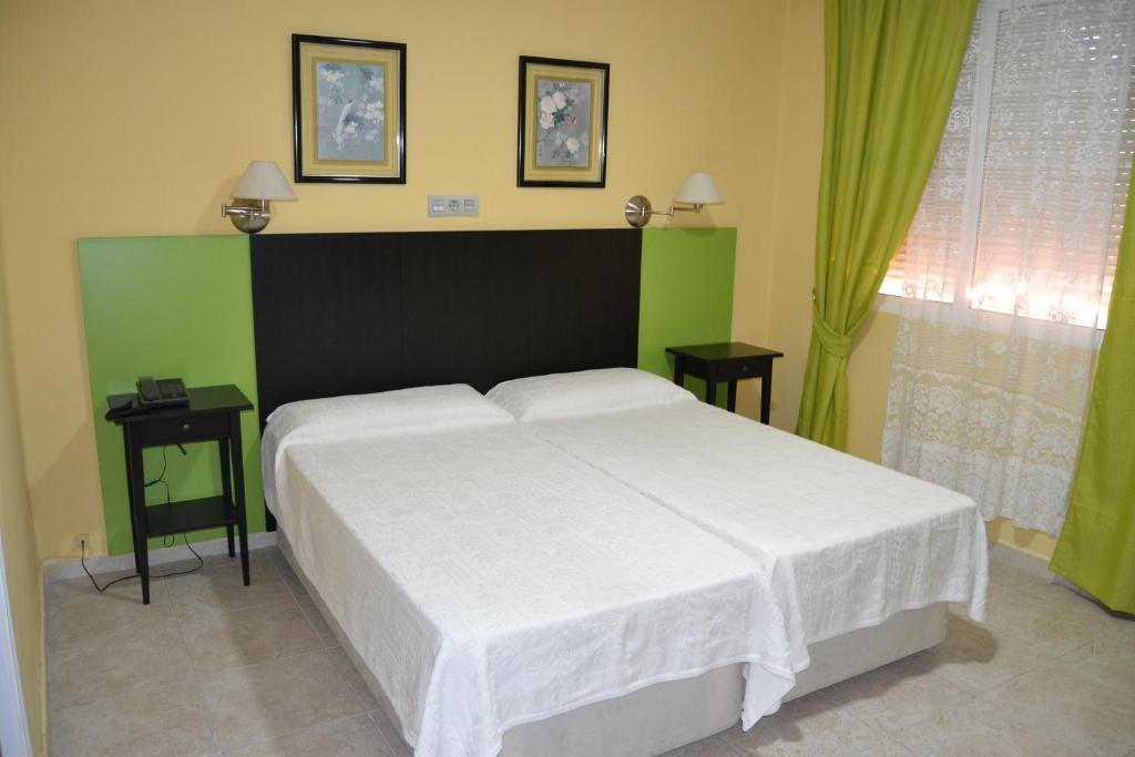 Hotel Miramar La Línea de la Concepción الغرفة الصورة